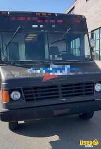 1994 P30 All-purpose Food Truck Stainless Steel Wall Covers New Jersey Gas Engine for Sale