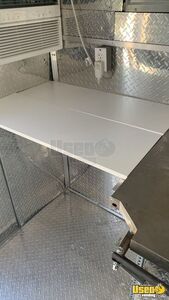 1994 P30 Pizza Food Truck Prep Station Cooler Florida Gas Engine for Sale