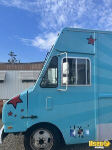 1994 P30 Step Van Kitchen Food Truck All-purpose Food Truck Exterior Customer Counter Oregon Diesel Engine for Sale