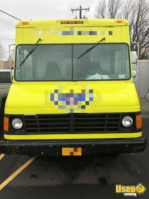 1994 P30 Step Van Kitchen Food Truck All-purpose Food Truck New York Gas Engine for Sale