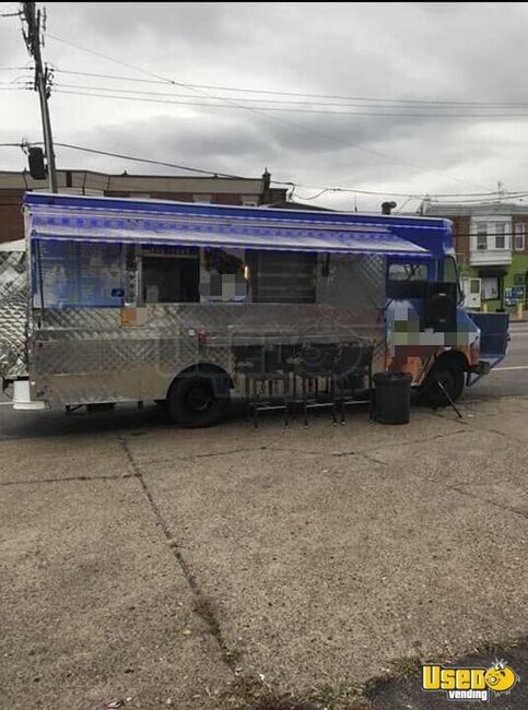 1994 P30 Step Van Kitchen Food Truck All-purpose Food Truck Pennsylvania Gas Engine for Sale