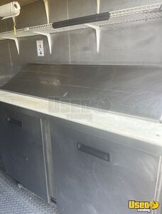 1994 P30 Step Van Kitchen Food Truck All-purpose Food Truck Slide-top Cooler Oregon Diesel Engine for Sale