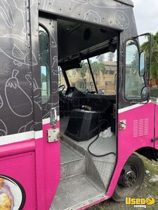 1994 P39 All-purpose Food Truck Floor Drains Florida Gas Engine for Sale