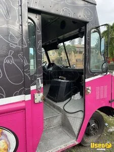 1994 P39 All-purpose Food Truck Floor Drains Florida Gas Engine for Sale