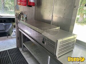 1994 Step Van Food Truck All-purpose Food Truck Awning Massachusetts Gas Engine for Sale