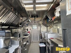 1994 Step Van Kitchen Food Truck All-purpose Food Truck Diamond Plated Aluminum Flooring California Gas Engine for Sale