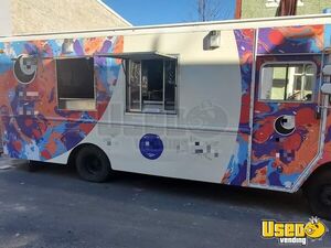 1994 Step Van Kitchen Food Truck All-purpose Food Truck Pennsylvania Gas Engine for Sale