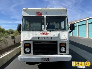 1994 Step Van Kitchen Food Truck All-purpose Food Truck Stainless Steel Wall Covers California Gas Engine for Sale