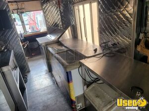 1994 Step Van Kitchen Food Truck All-purpose Food Truck Stovetop Pennsylvania Gas Engine for Sale