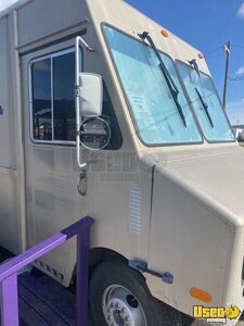 1994 Utilimaster All-purpose Food Truck Stainless Steel Wall Covers Texas Diesel Engine for Sale