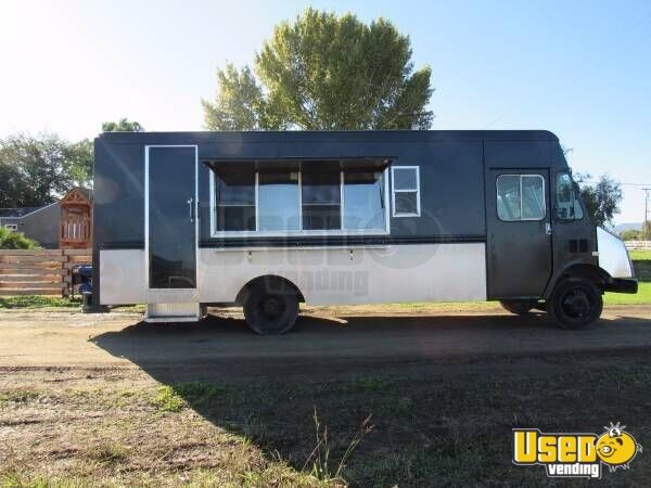 1995 Chevy P30 All-purpose Food Truck California Gas Engine for Sale