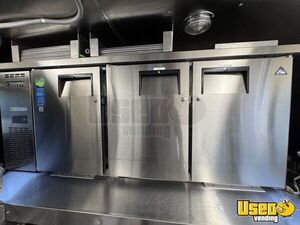 1995 Cyclone All-purpose Food Truck Triple Sink Virginia Diesel Engine for Sale