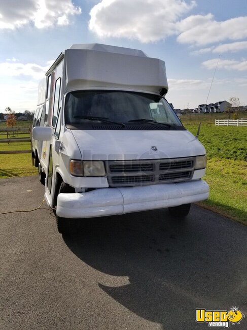 1995 Dodge Food Truck Delaware Gas Engine for Sale 1995 Dodge Food Truck Delaware Gas Engine for Sale