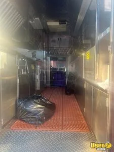 1995 Food Truck All-purpose Food Truck Diamond Plated Aluminum Flooring Maryland Gas Engine for Sale