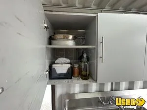 1995 Ford F800 Pizza Food Truck 28 Wyoming Diesel Engine for Sale
