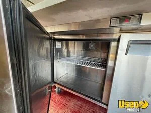 1995 Ford F800 Pizza Food Truck Exterior Lighting Wyoming Diesel Engine for Sale