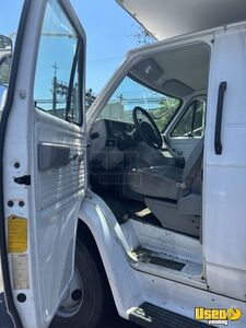 1995 G30 Mobile Boutique Trailer Dressing Room New Jersey Gas Engine for Sale