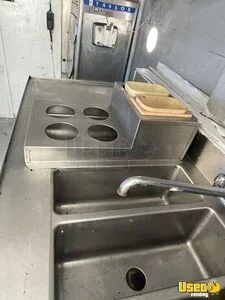 1995 Grumman Stepvan P30 Dual Wheel Ice Cream Truck Ice Shaver Maryland Gas Engine for Sale