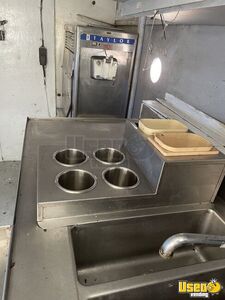 1995 Grumman Stepvan P30 Dual Wheel Ice Cream Truck Ice Shaver Maryland Gas Engine for Sale
