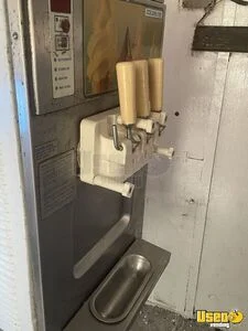 1995 Grumman Stepvan P30 Dual Wheel Ice Cream Truck Soft Serve Machine Maryland Gas Engine for Sale
