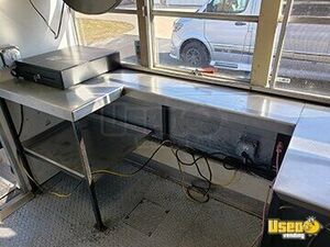 1995 Harvester 3800 Food Truck All-purpose Food Truck Work Table Indiana Diesel Engine for Sale