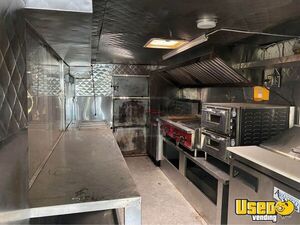 1995 Kitchen Food Truck All-purpose Food Truck Insulated Walls Pennsylvania Gas Engine for Sale