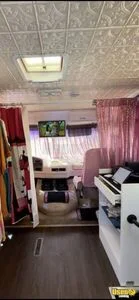 1995 Mobile Boutique Bus Mobile Boutique Backup Camera Texas Gas Engine for Sale