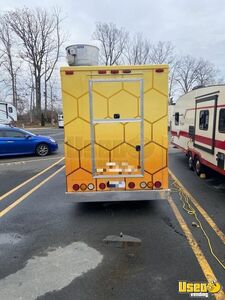 1995 P-30 All-purpose Food Truck Diamond Plated Aluminum Flooring Virginia Diesel Engine for Sale