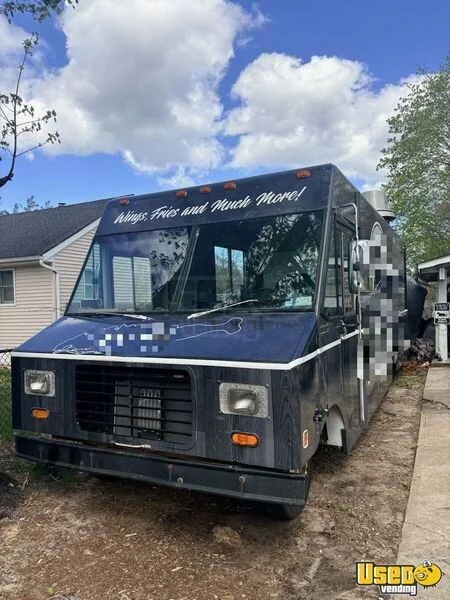 1995 P-30 All-purpose Food Truck New York Gas Engine for Sale