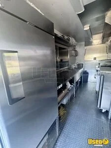1995 P 30 All-purpose Food Truck Stovetop Virginia Diesel Engine for Sale