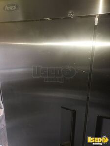 1995 P30 All-purpose Food Truck 26 Nevada Diesel Engine for Sale