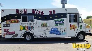 1995 P30 All-purpose Food Truck Air Conditioning Nebraska Diesel Engine for Sale