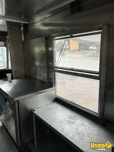 1995 P30 All Purpose Food Truck All-purpose Food Truck Fire Extinguisher Tennessee Diesel Engine for Sale