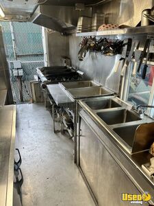 1995 P30 All-purpose Food Truck Cabinets New York Diesel Engine for Sale