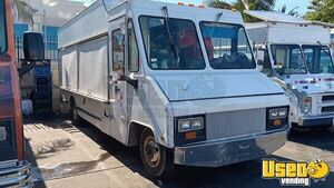 1995 P30 All-purpose Food Truck California Gas Engine for Sale