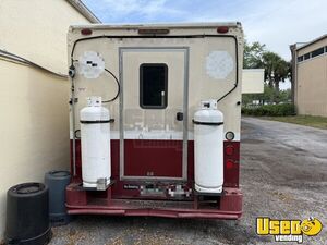 1995 P30 All-purpose Food Truck Concession Window Florida Diesel Engine for Sale