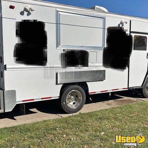 1995 P30 All-purpose Food Truck Concession Window Indiana Gas Engine for Sale