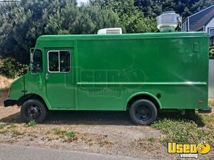 1995 P30 All-purpose Food Truck Concession Window Washington Gas Engine for Sale