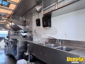 1995 P30 All-purpose Food Truck Deep Freezer Nevada Gas Engine for Sale
