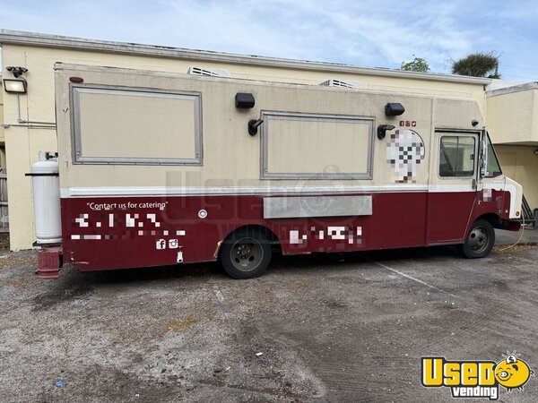 1995 P30 All-purpose Food Truck Florida Diesel Engine for Sale