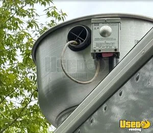 1995 P30 All-purpose Food Truck Fryer Ontario Gas Engine for Sale