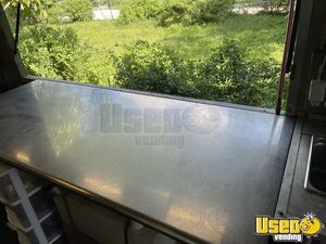 1995 P30 All-purpose Food Truck Hand-washing Sink Florida Diesel Engine for Sale