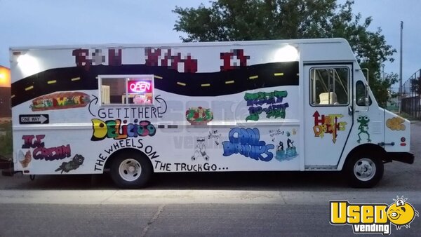 1995 P30 All-purpose Food Truck Nebraska Diesel Engine for Sale