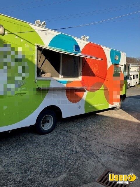 1995 P30 All-purpose Food Truck North Carolina Gas Engine for Sale