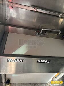 1995 P30 All-purpose Food Truck Prep Station Cooler Mississippi Gas Engine for Sale