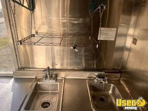 1995 P30 All-purpose Food Truck Refrigerator North Carolina Gas Engine for Sale