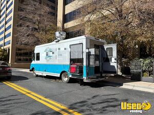 1995 P30 All-purpose Food Truck Removable Trailer Hitch Colorado Diesel Engine for Sale