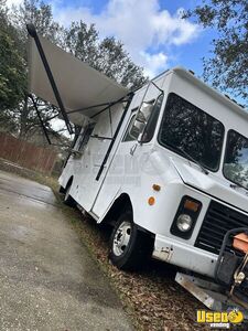 1995 P30 All-purpose Food Truck Stainless Steel Wall Covers Mississippi Gas Engine for Sale