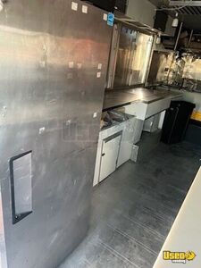 1995 P30 All-purpose Food Truck Stainless Steel Wall Covers Texas Gas Engine for Sale