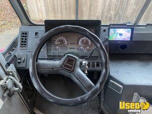1995 P30 Bakery Food Truck Electrical Outlets North Carolina Gas Engine for Sale